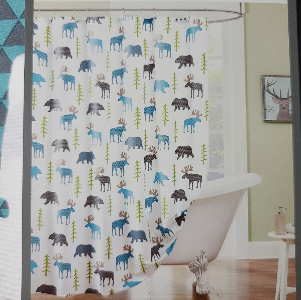 🆕️ Hipstyle Dakota Shower Curtain Moose and Bear